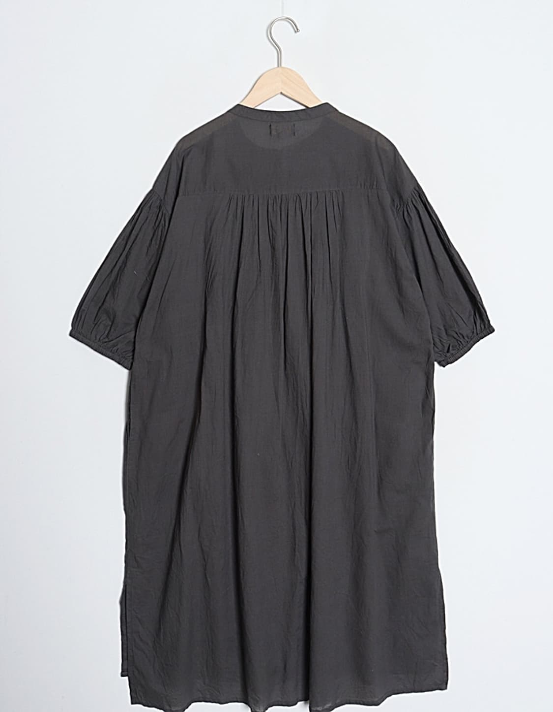 isoLaine Pintuck Pleats One-Piece 상품이미지7
