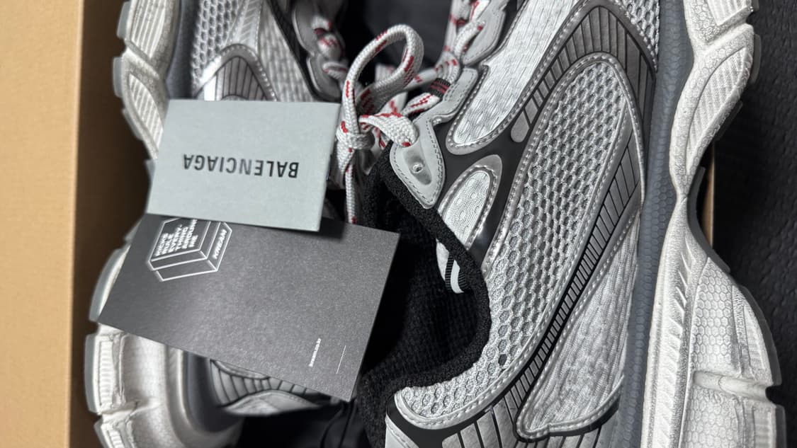 발렌시아가 3XL 그레이화이트레드 45size 상품이미지5