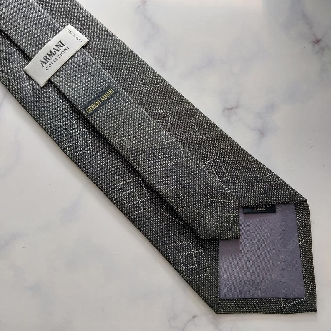 아르마니 꼴레지오니 실크 그레이 넥타이 9.9cm A+등급 K1323
 상품이미지9