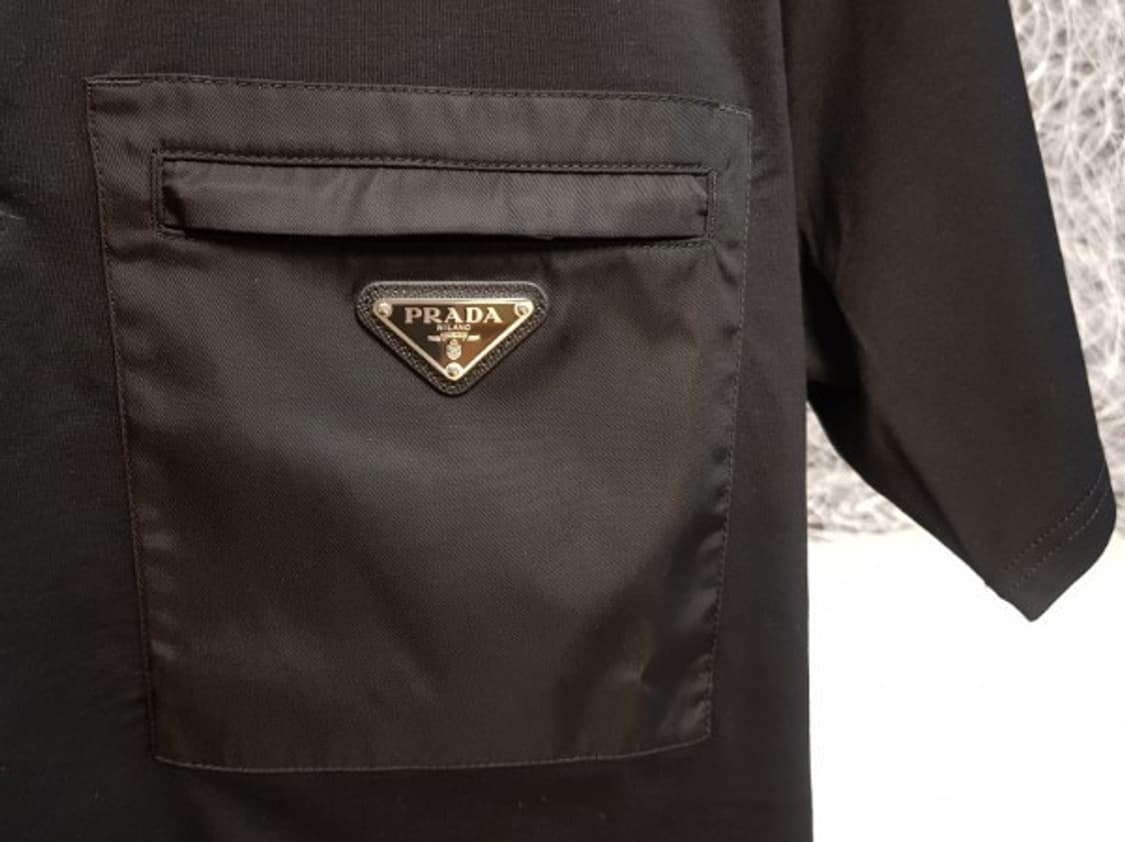프라다 블랙 리나일론 포켓 반팔 폴로 티셔츠 M 상품이미지3