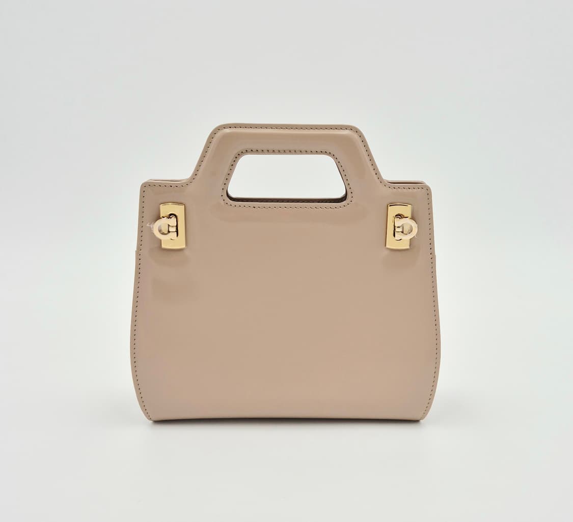살바토레 페레가모 미니 완다 탑핸들 토트겸 숄더백 상품이미지3