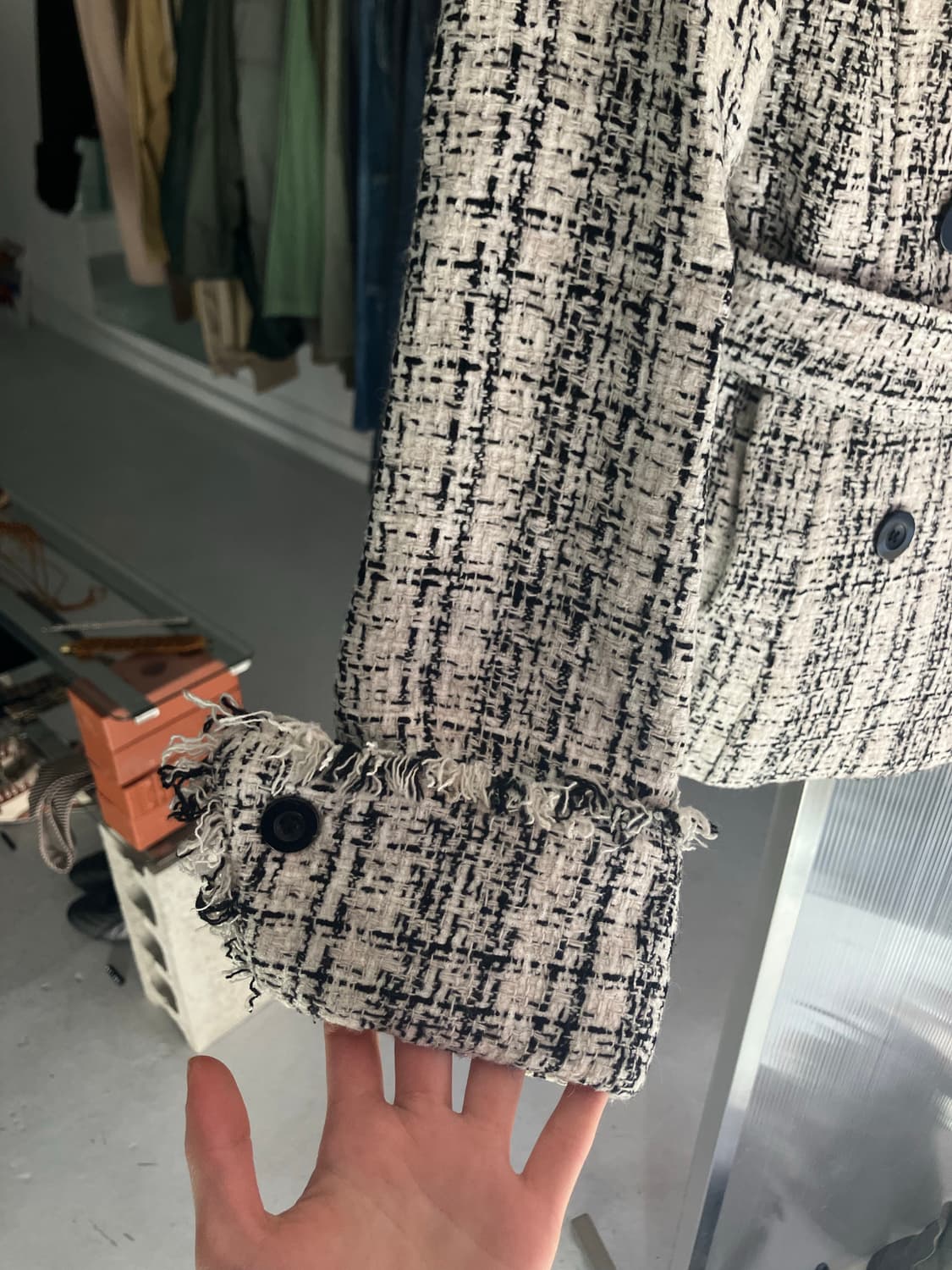 트위드 벨티드 코트 상품이미지3