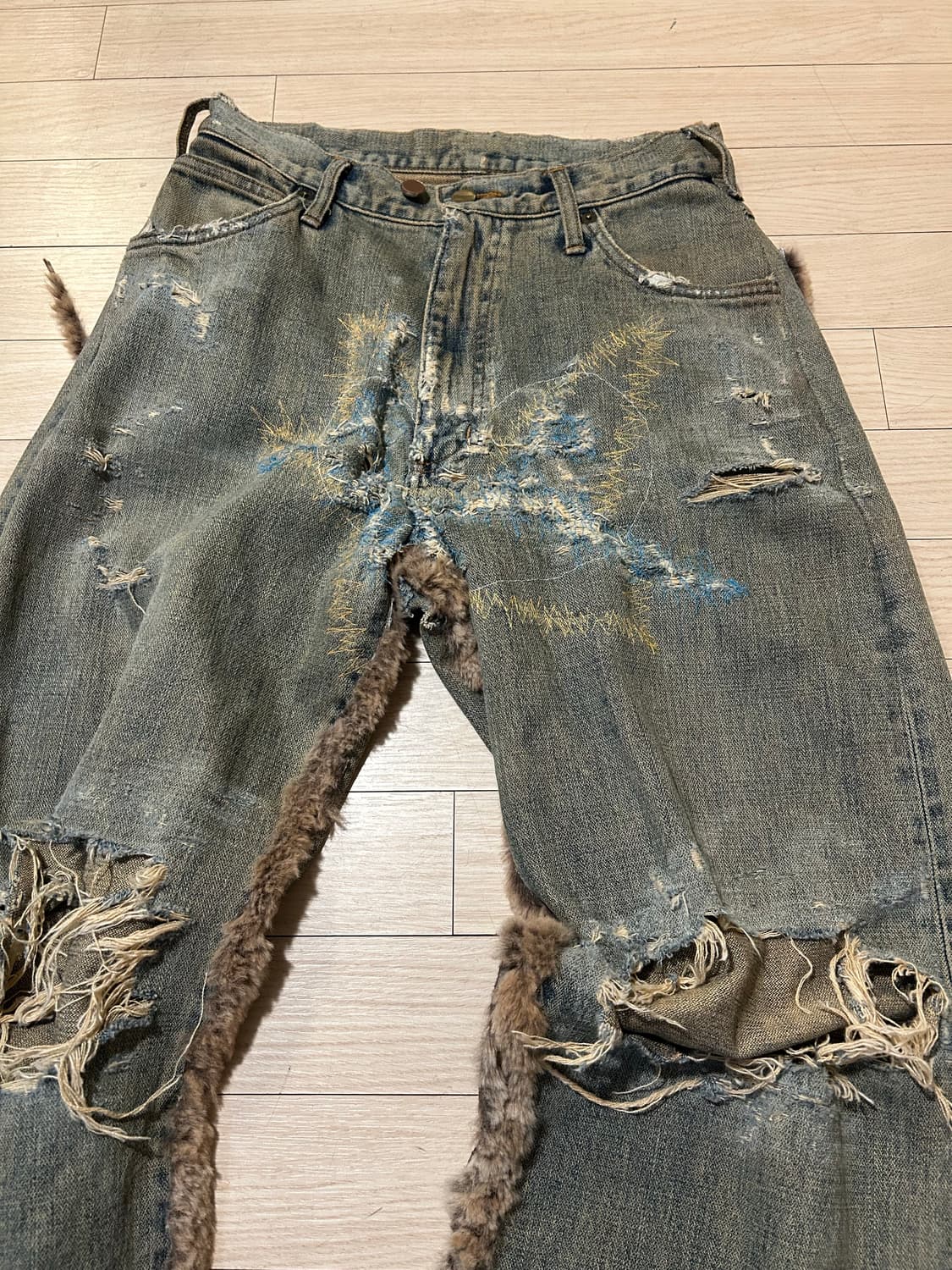 Wrangler Fur Detail Denim Pants 상품이미지9