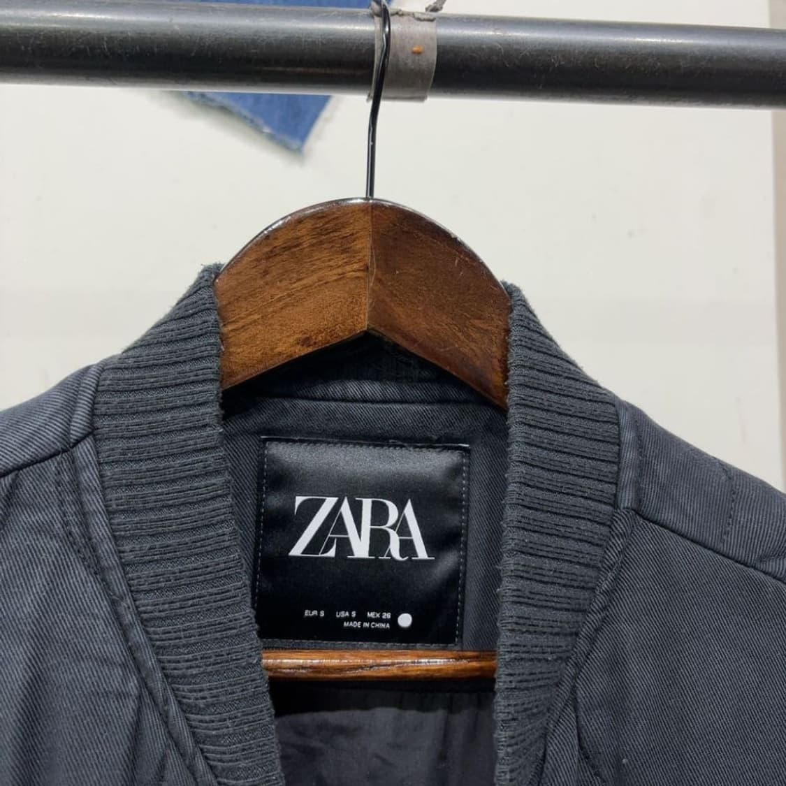 자라 ZARA 캐주얼 퀼팅 패디드 봄버 자켓 집업 상품이미지4