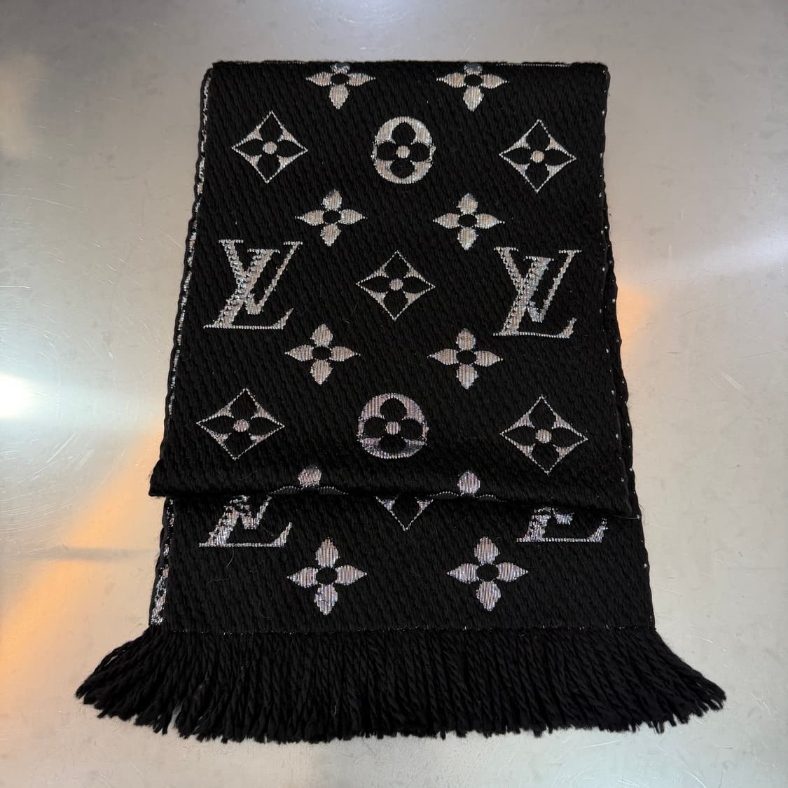 [리오브] 루이비통 모노그램 로고마니아 머플러 상품이미지2