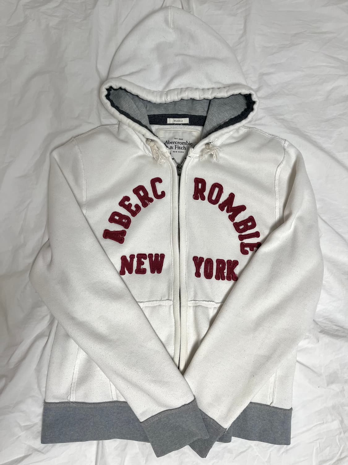 아베크롬비 y2k 뉴욕 버건디 머슬핏 후집 후드집업 상품이미지1