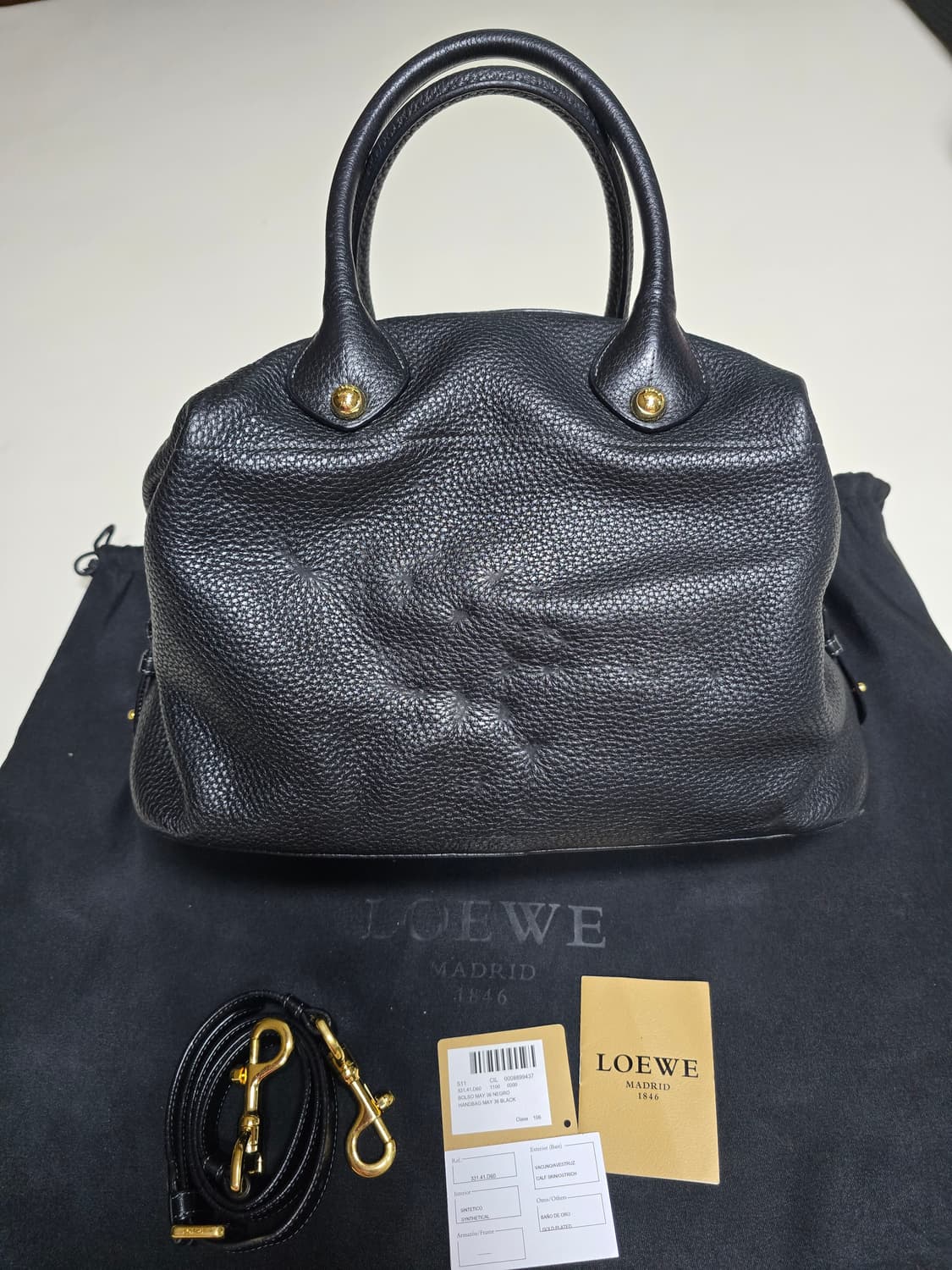 로에베 메이36 블랙 토트백 정품 상품이미지2