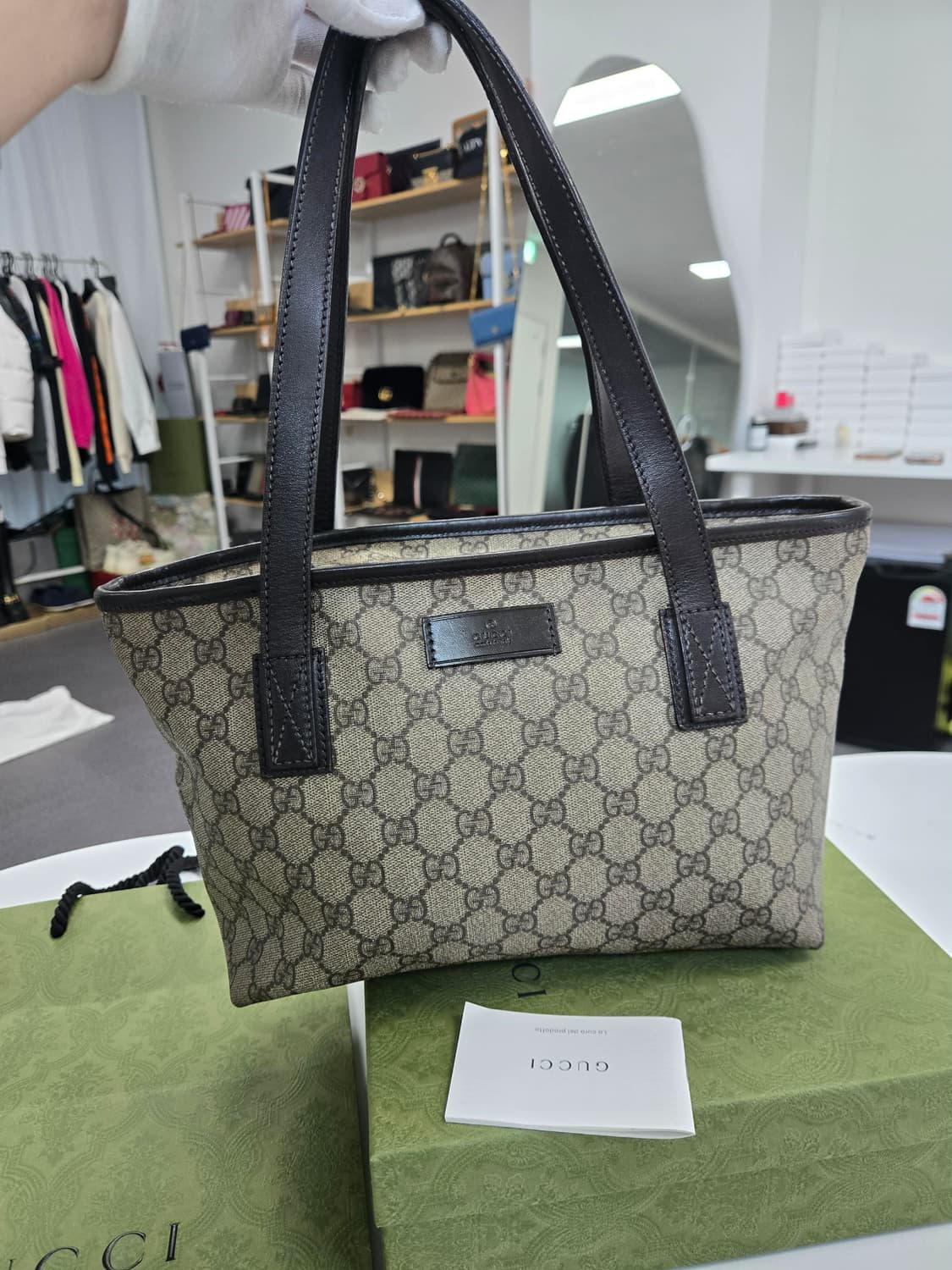 [40%할인] 구찌 시그니처 토트백 상품이미지1