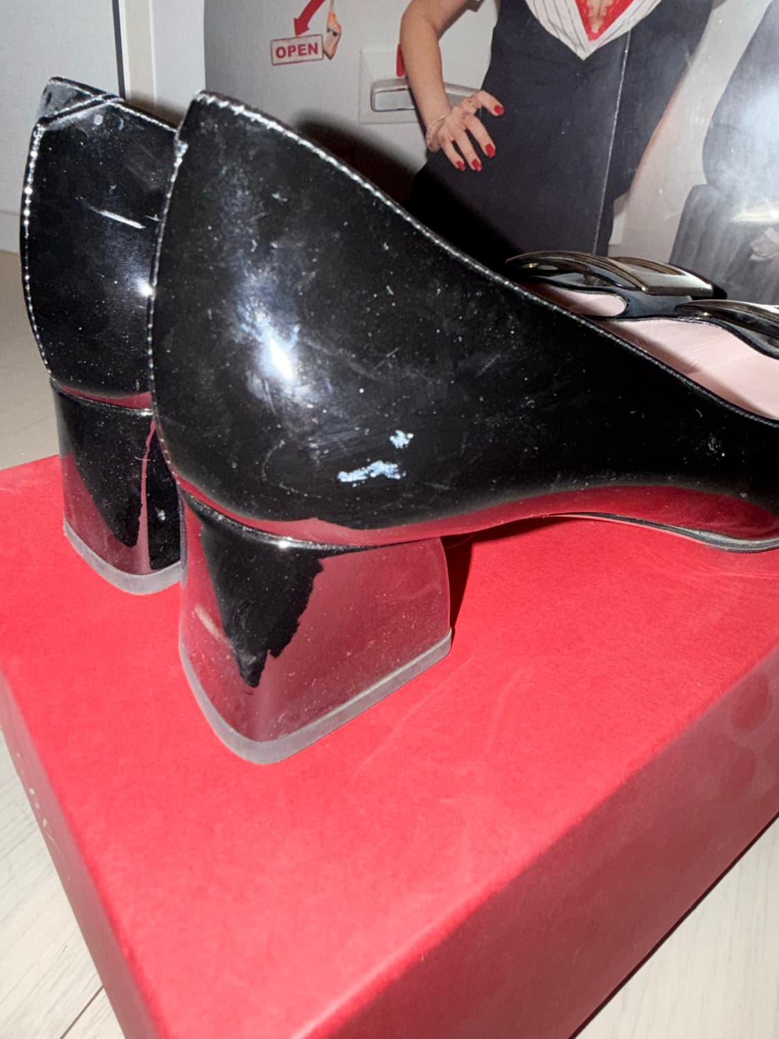 로저 비비에 트럼펫 펌프스 37 상품이미지4