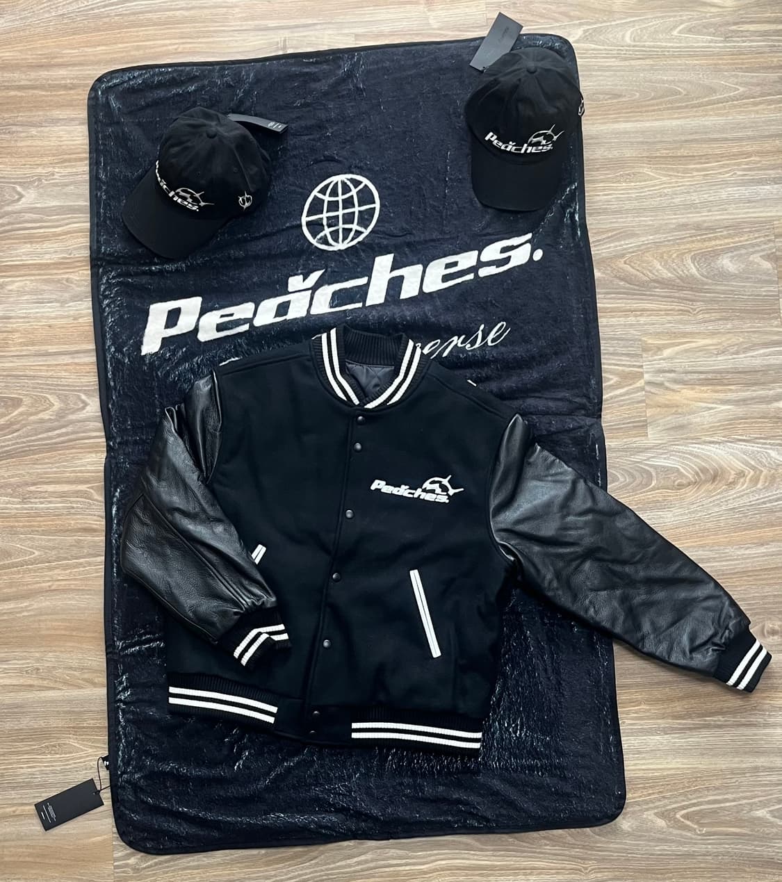 (새상품) 피치스 Peaches x 슈퍼바이브 콜라보 패키지 상품이미지1