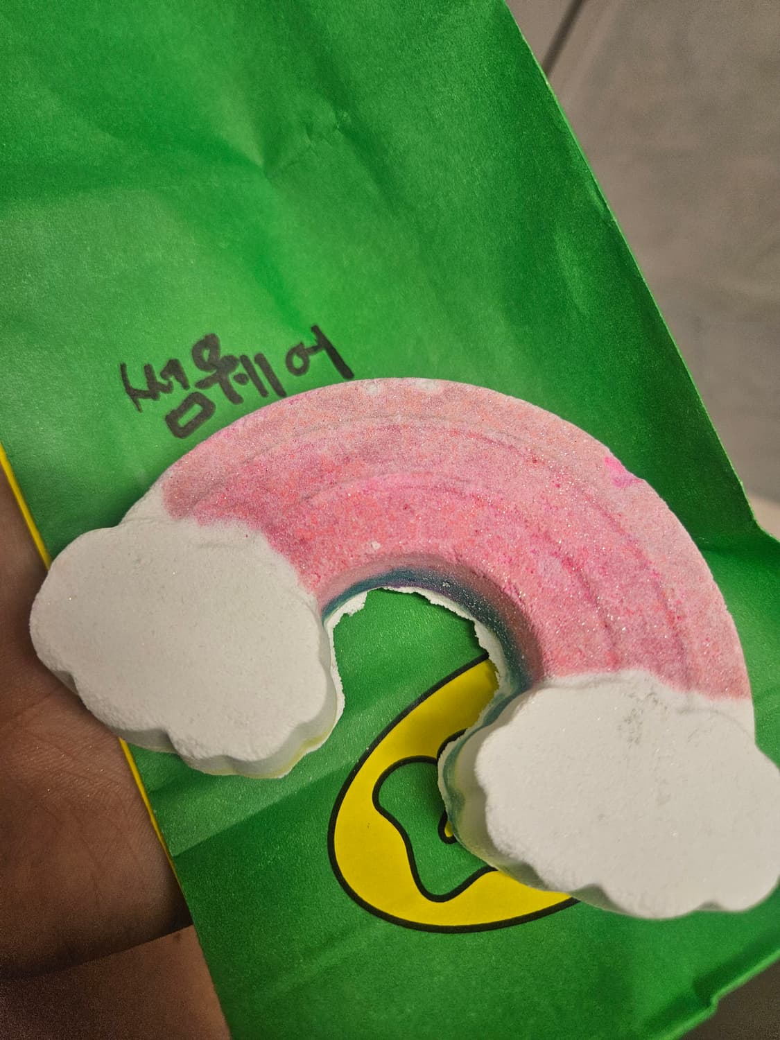 Lush 썸웨어 bathbomb 상품이미지2