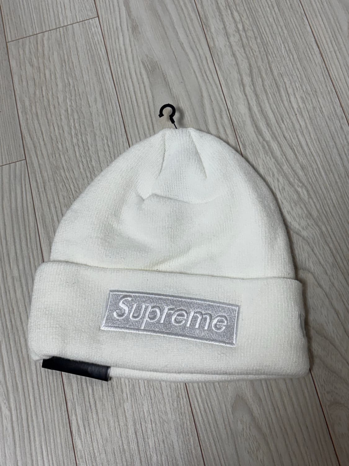 슈프림 뉴에라 박스로고 비니 화이트 - 23FW 상품이미지1