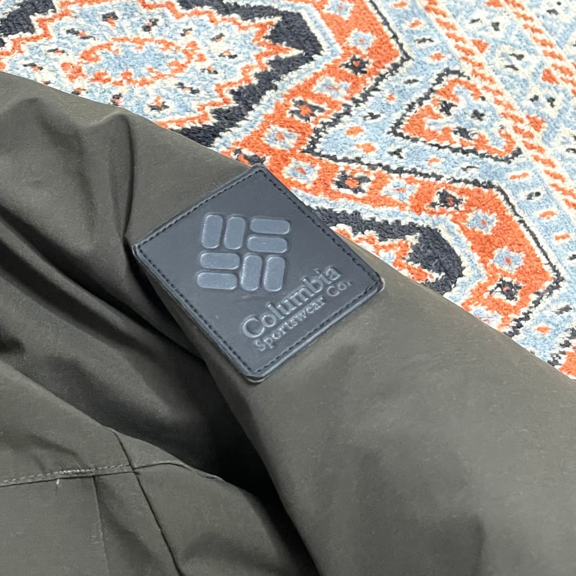 컬럼비아 카키 구스다운 포켓 패딩점퍼 남성M  상품이미지6