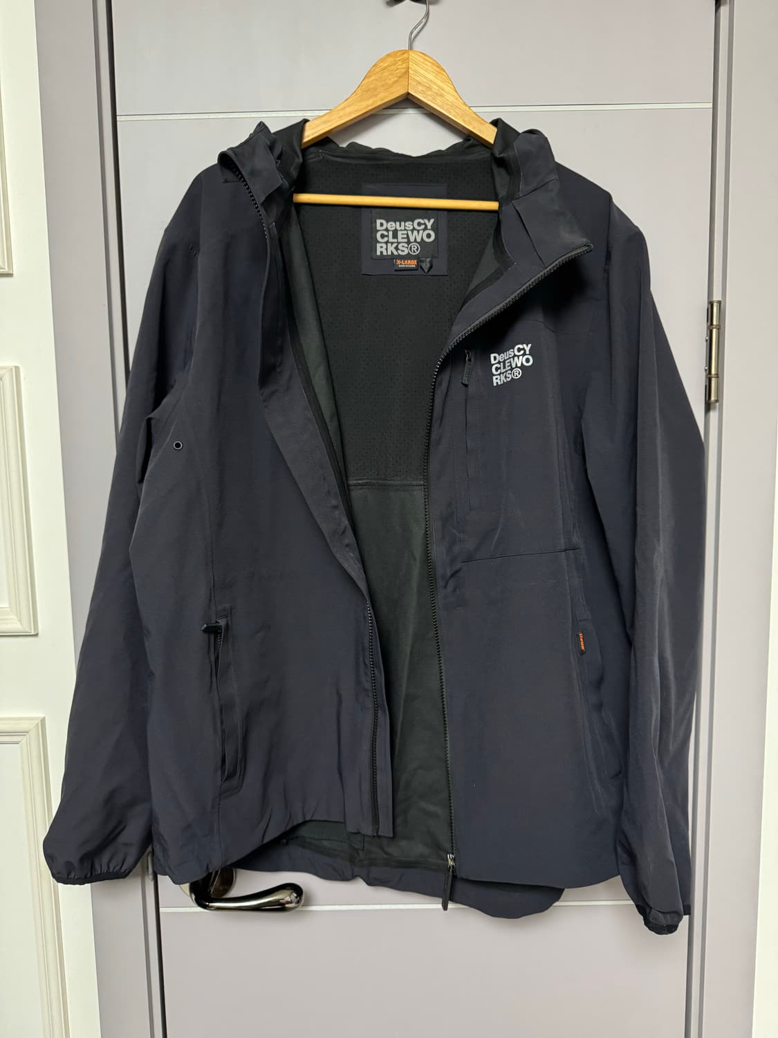 데우스 엑스 마키나 딜리버 테크 자켓 XL 블랙 상품이미지3