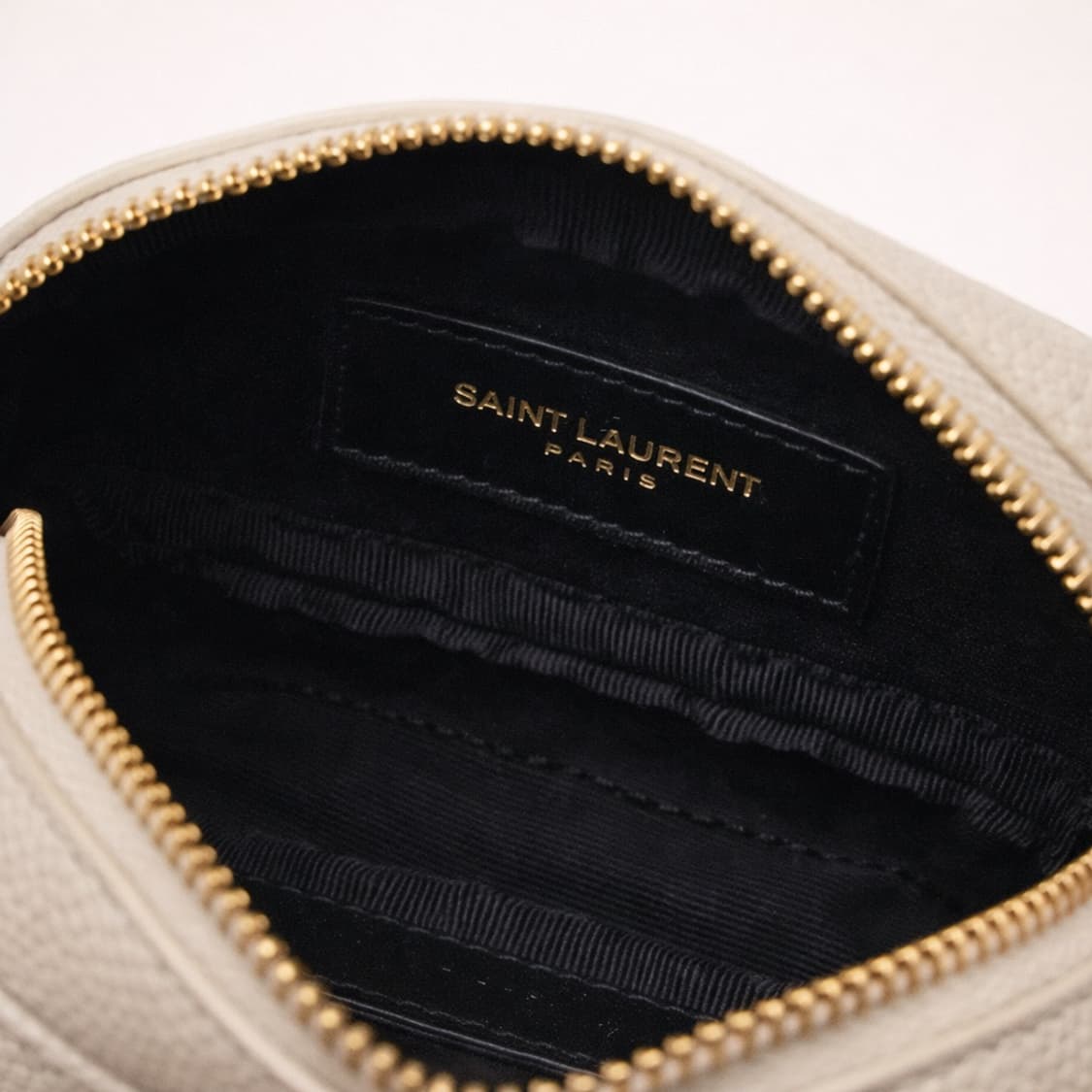 [S급] 생로랑 베이비 루 레더 벨트백 판매합니다!!! 상품이미지2