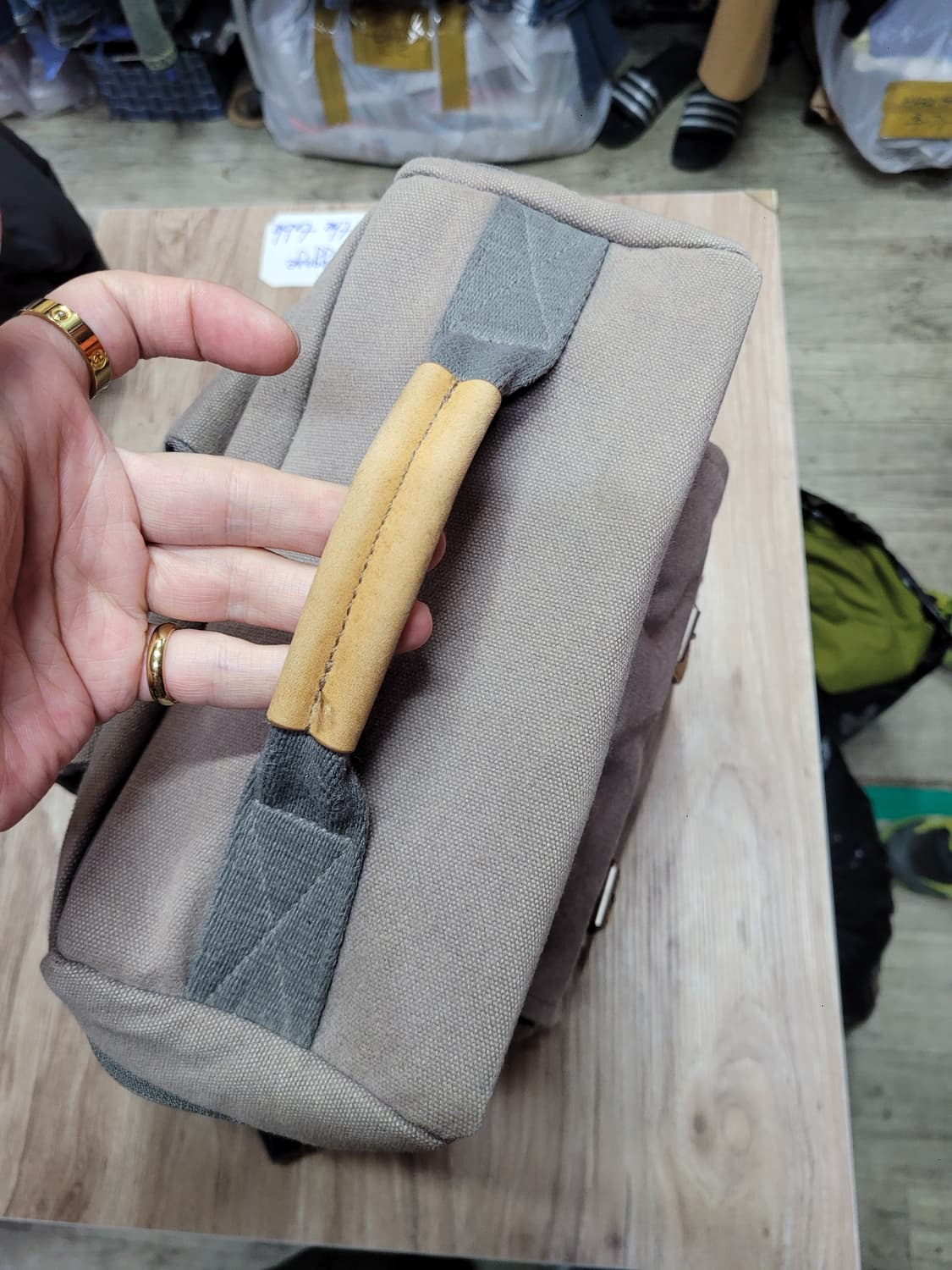 내셔널지오그래픽 백팩 그레이 상품이미지5