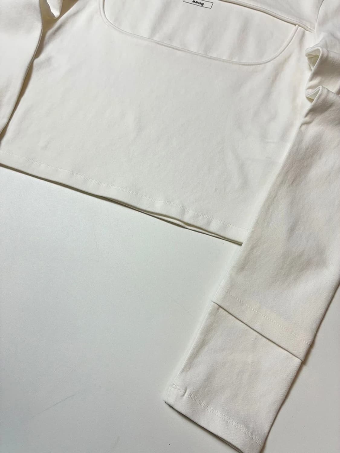 아우그 aaug 웨어러블 크롭 롱 슬리브 PN8481 상품이미지4