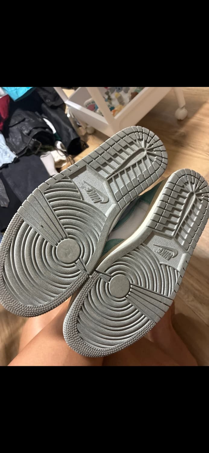 [상태 좋음] 에어조던 1 하이 OG 터보 그린 (260) 상품이미지7