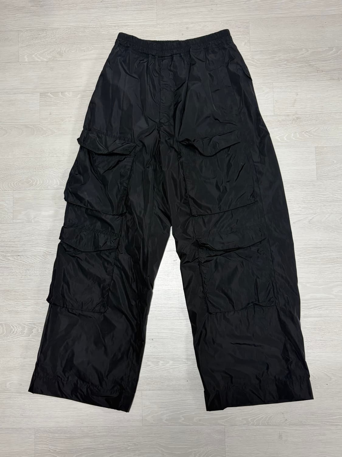 [M] 드리스반노튼 나일론 배기 카고 팬츠 상품이미지1