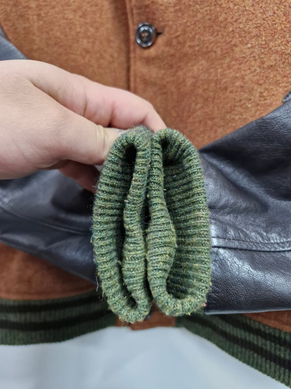 100L 커스텀멜로우(코오롱) 모 혼방 소가죽 자켓. 상품이미지4