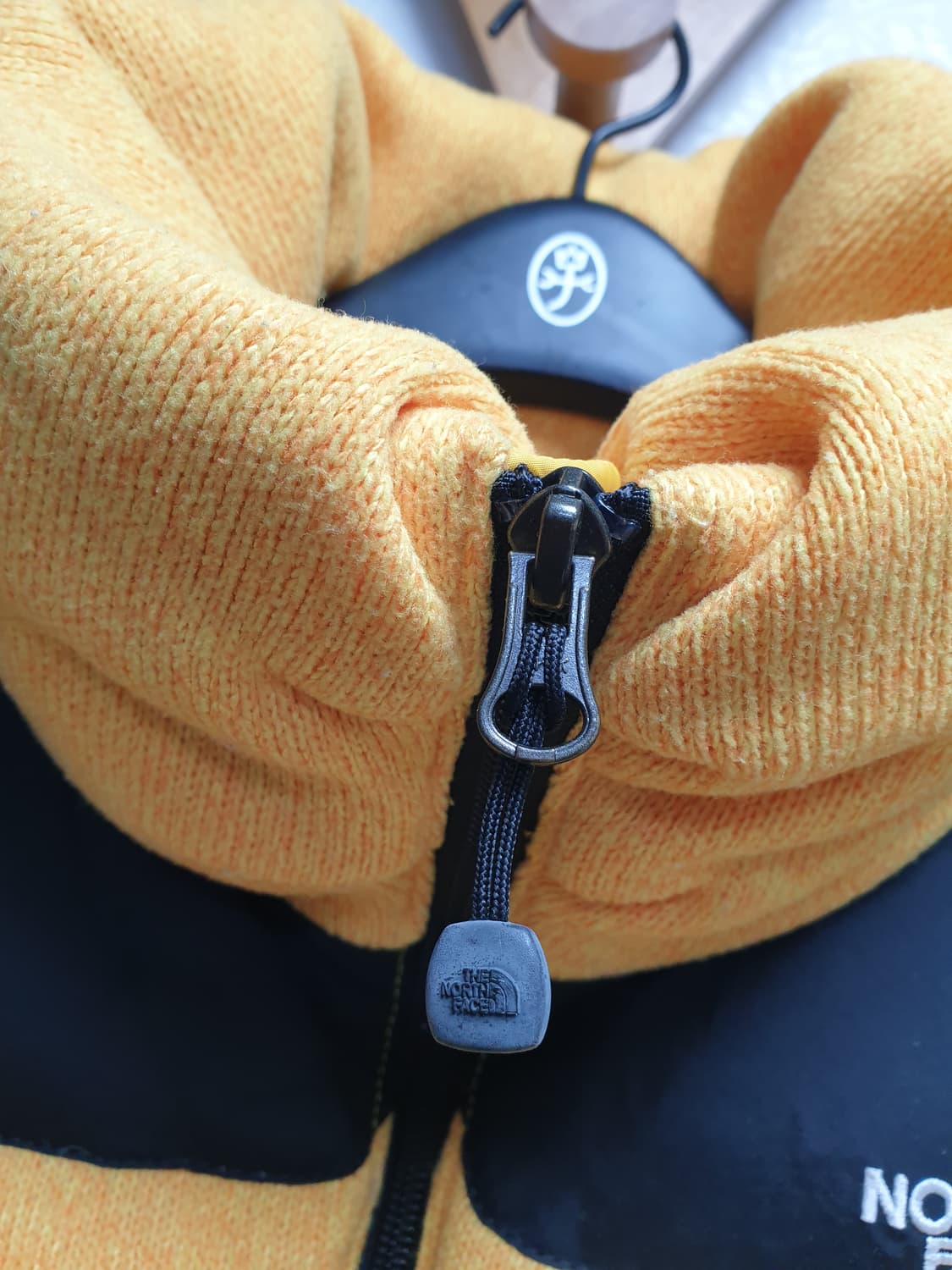 [55~66] 노스페이스 니트 구스 패딩조끼 상품이미지6