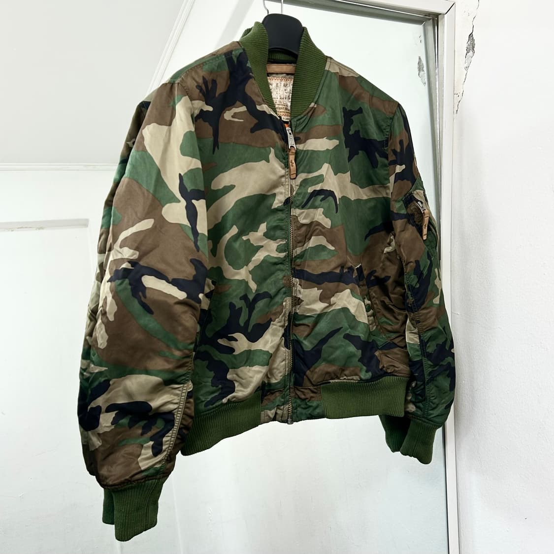 알파인더스트리 카모 MA-1 자켓 상품이미지1