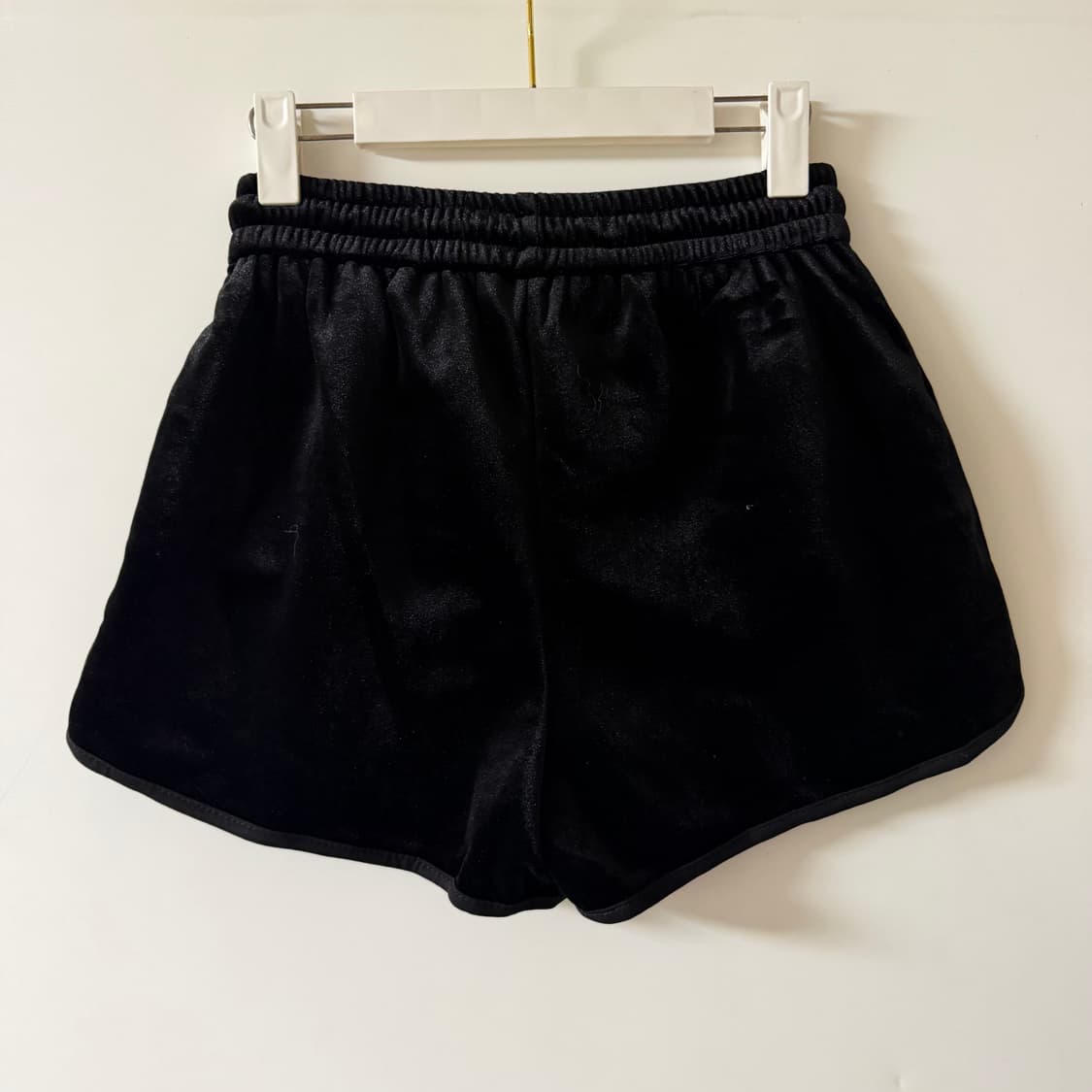 새상품 여자 벨벳 반바지 상품이미지3