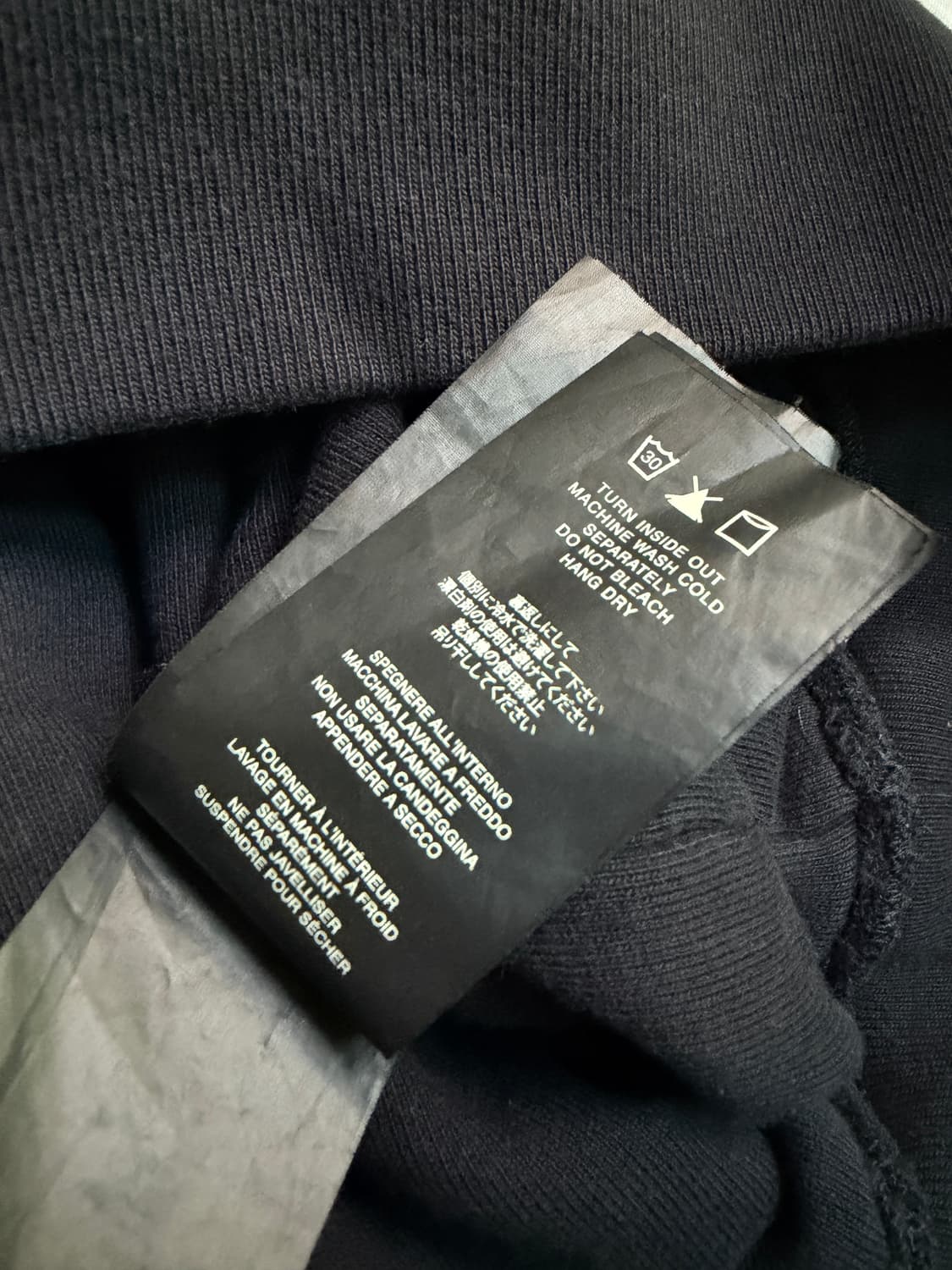 피어오브갓 7th 선페이드 FG 로고 맨투맨 빈티지 블랙 크루넥 스웻셔츠 상품이미지9