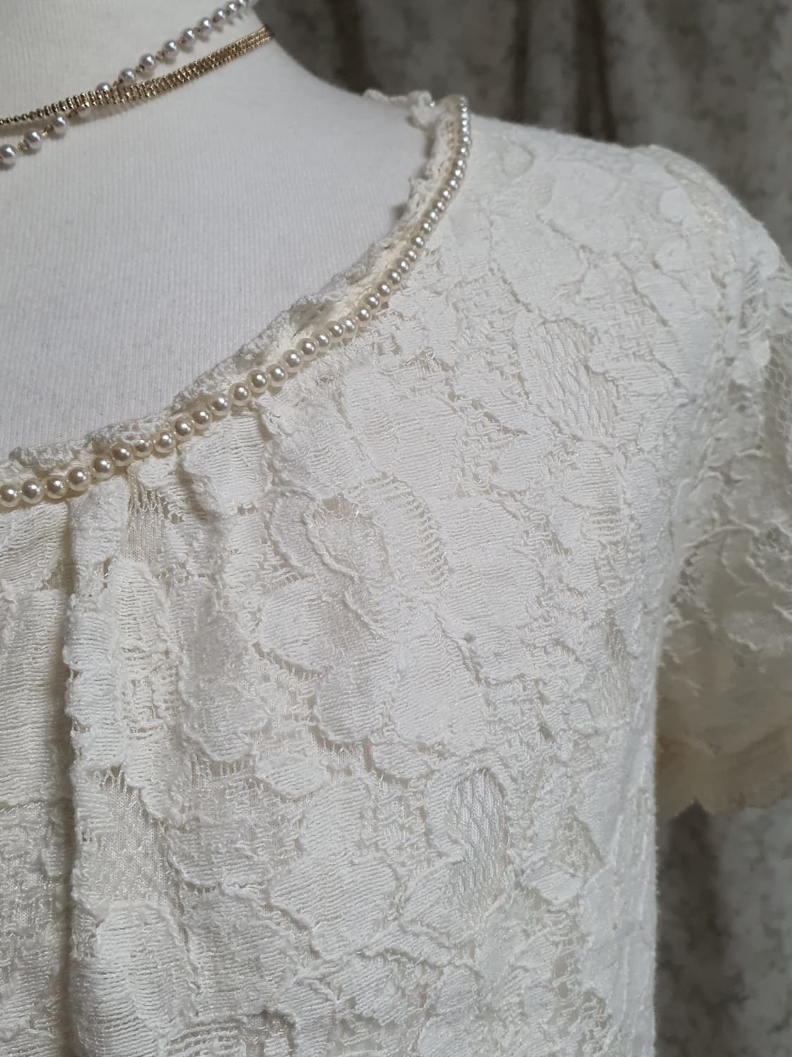 [빈티지] 아이보리 레이스 반팔 블라우스 상품이미지4