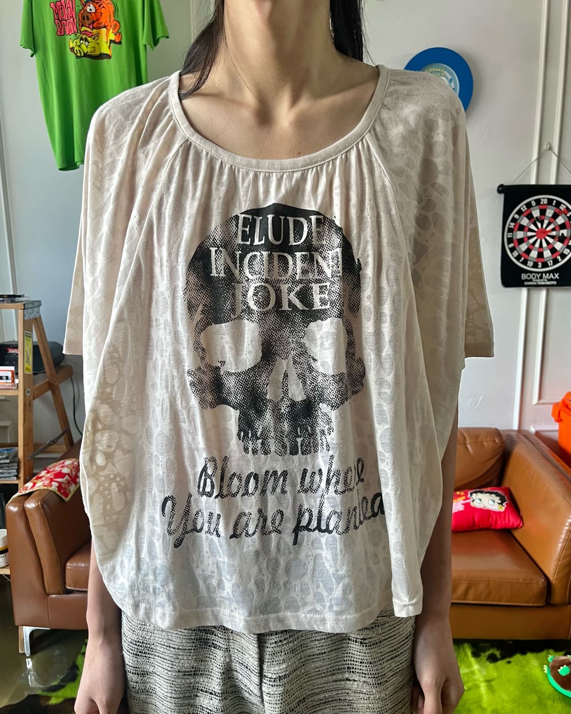 Galyge Skull Lettering Print Dolman Top 상품이미지2