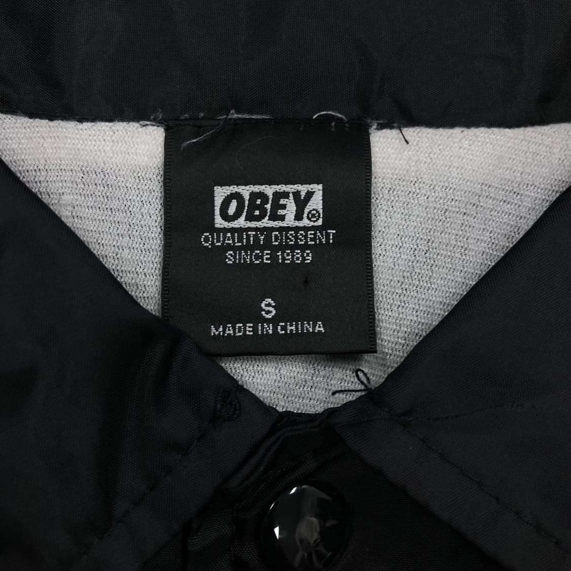 오베이 스펠아웃 빅로고 블랙 코치 자켓 상품이미지4