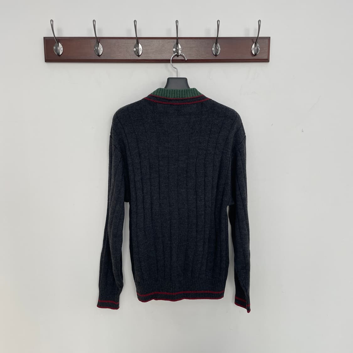 라코스테 v넥 그레이 니트 상품이미지2