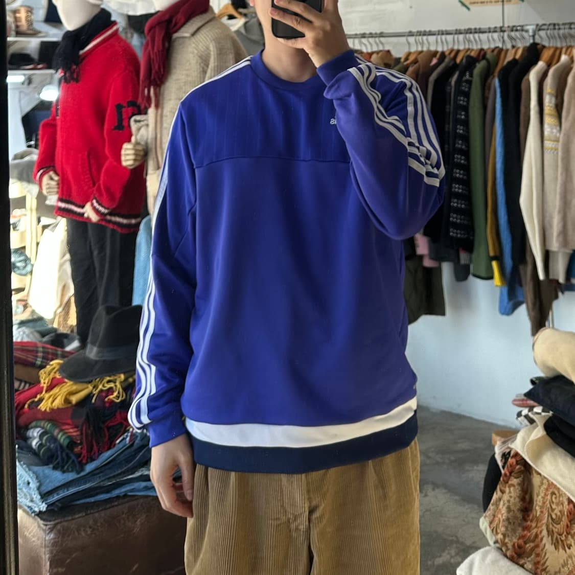 (착용컷) 아디다스 트랙 티셔츠 (남성용 103) 상품이미지3