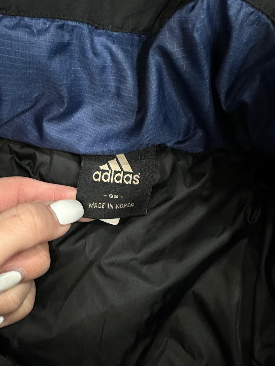 아디다스 구스패딩 블루 상품이미지3