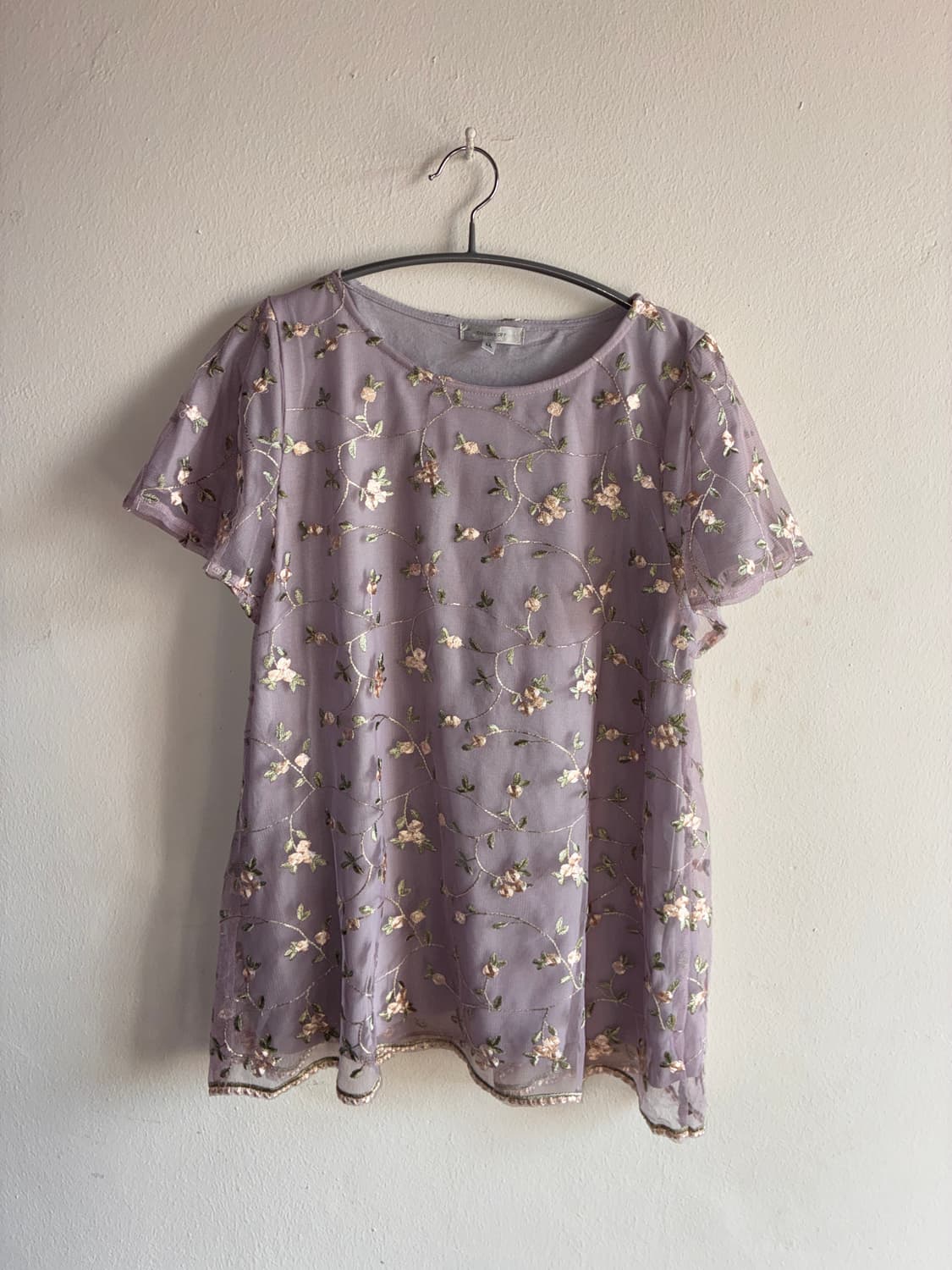 Flower Stitch T-Shirt 상품이미지1