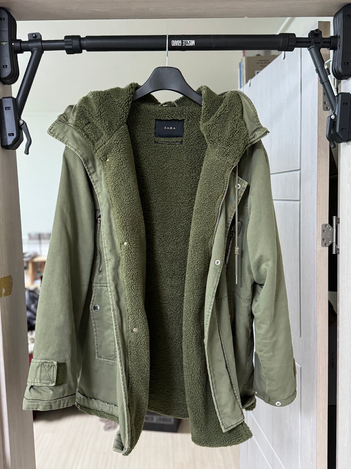 자라 퍼 겨울야상. 사이즈 105. 상품이미지1