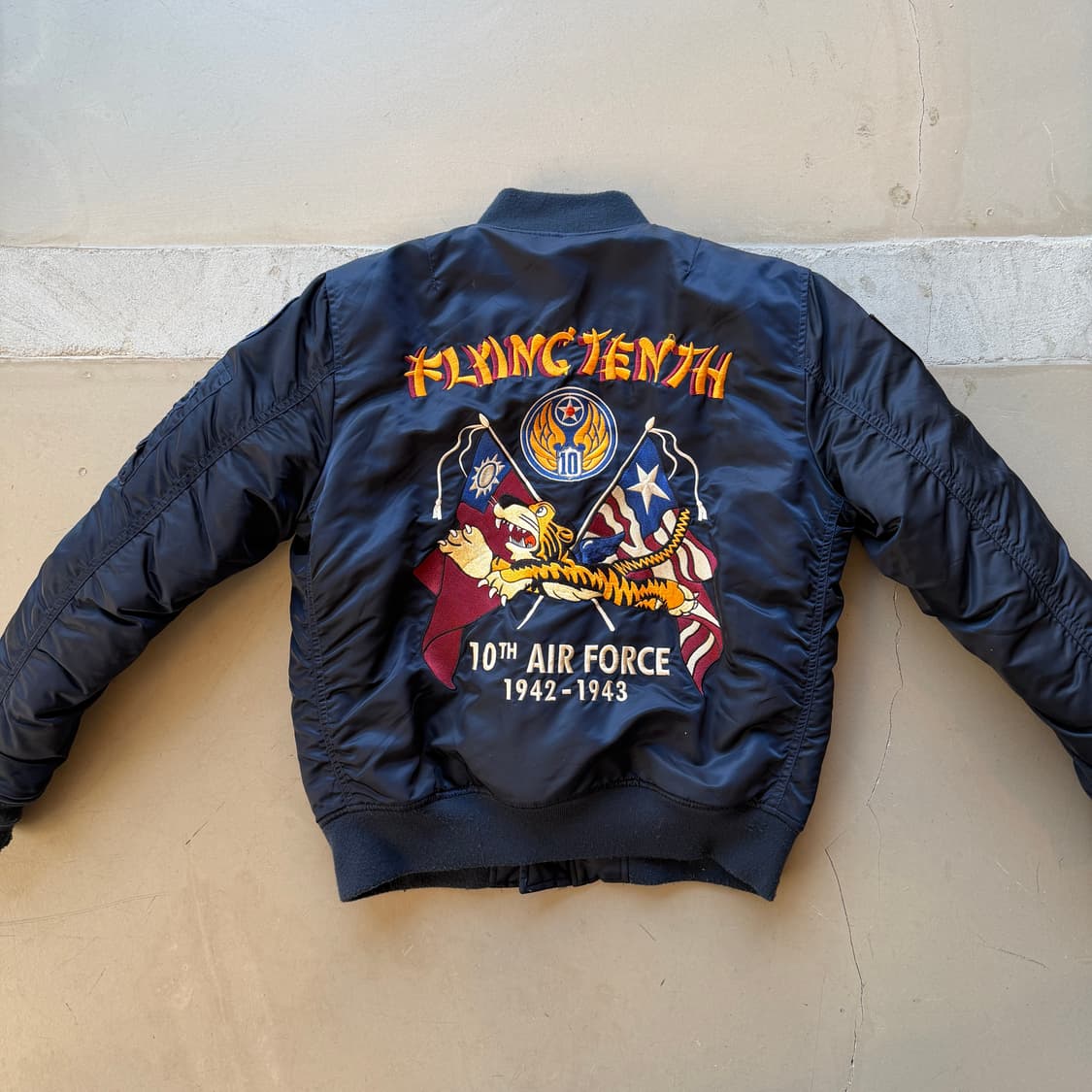 쇼트 플라이트 봄버 자켓 상품이미지1