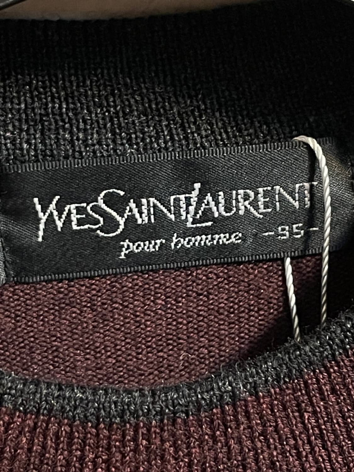 입생로랑 버건디 텍스쳐 니트 상품이미지3