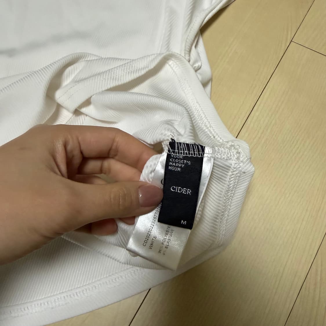 샵사이다 오프숄더 티 상품이미지3