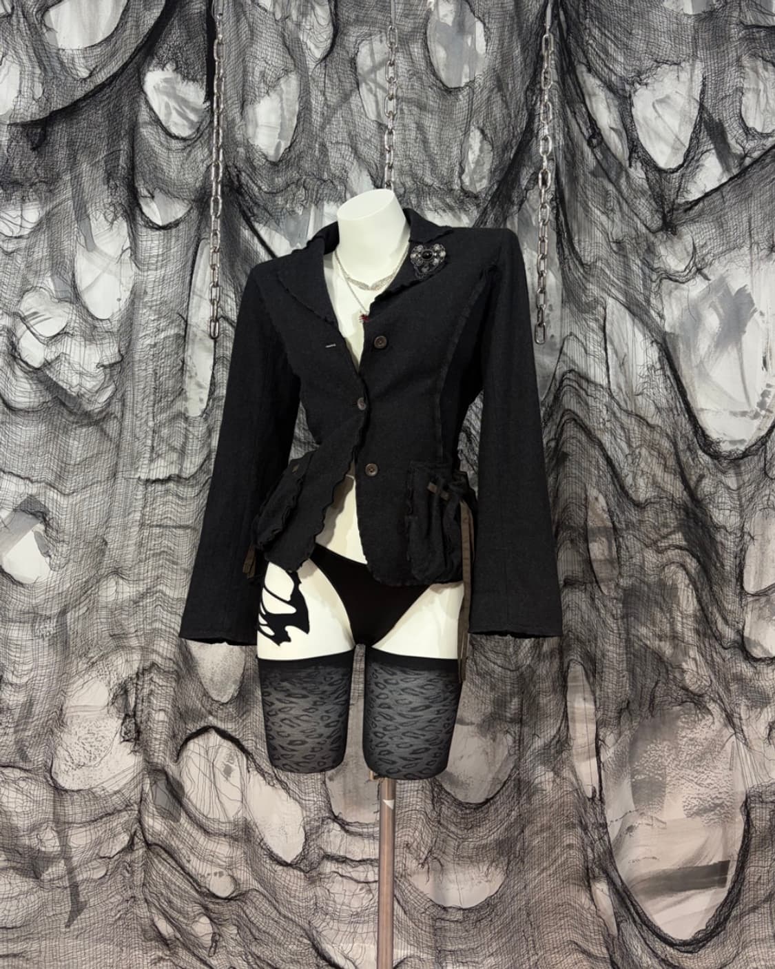 Gothic Grunge detail brooch wool blazer 상품이미지1