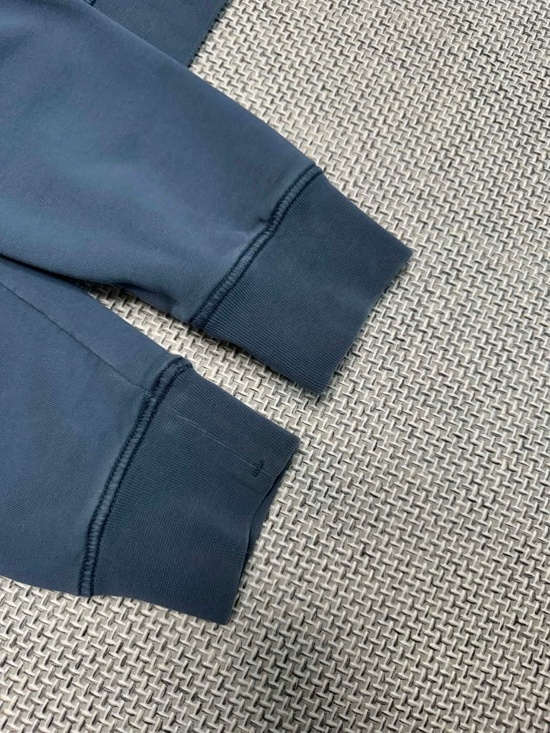 스톤아일랜드 맨투맨 상품이미지2