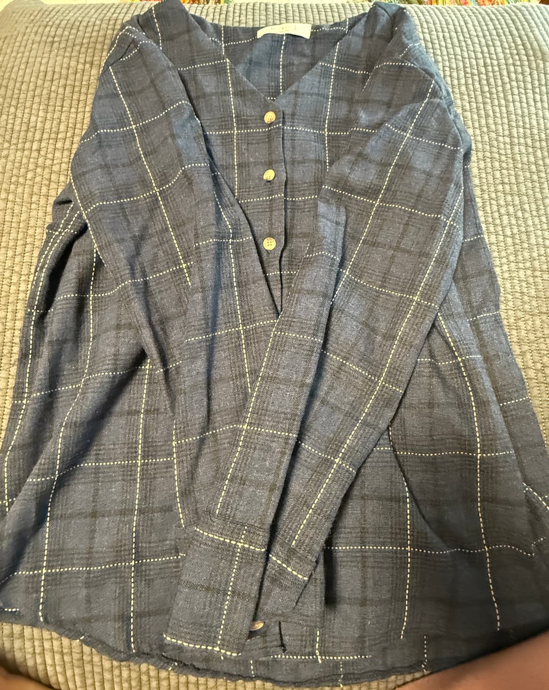 피그먼트 V넥 셔츠 FREE 상품이미지2