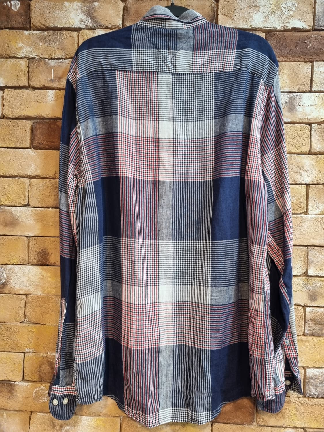 타미힐피거의 프리미엄 리넨 체크 남방 상품이미지2