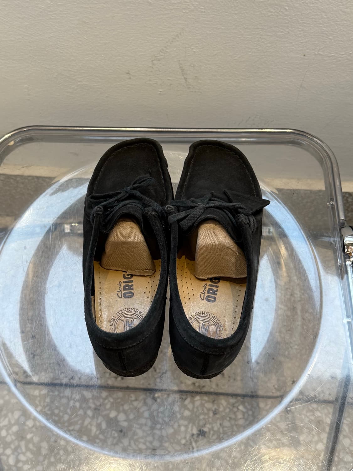 Clarks Wallaby Black Suede Shoes  상품이미지4