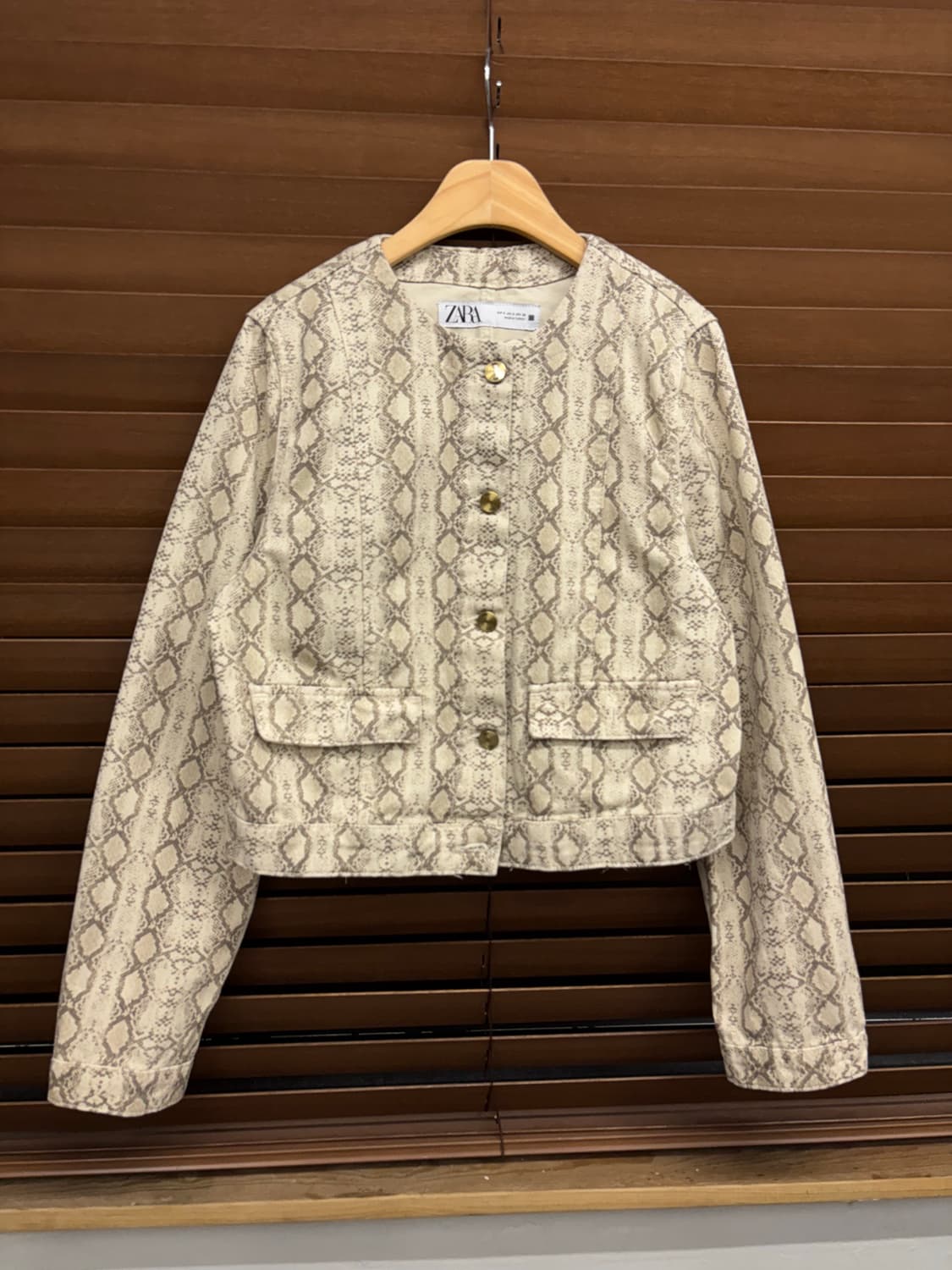 ZARA 자라 페이티드 카텐터 숏 자켓 상품이미지3