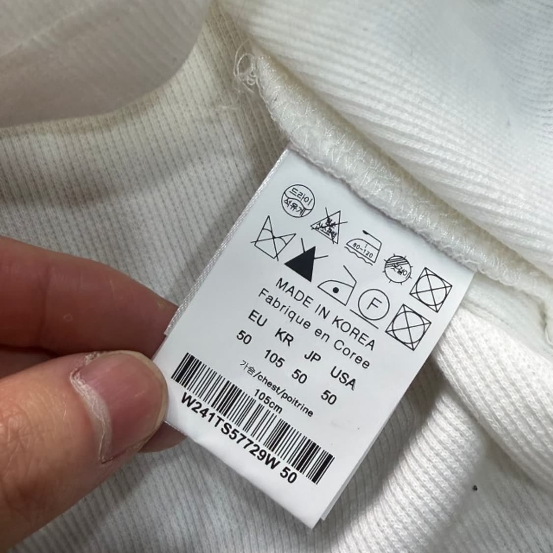 105 우영미 스퀘어로고 슬리브리스 나시  상품이미지4