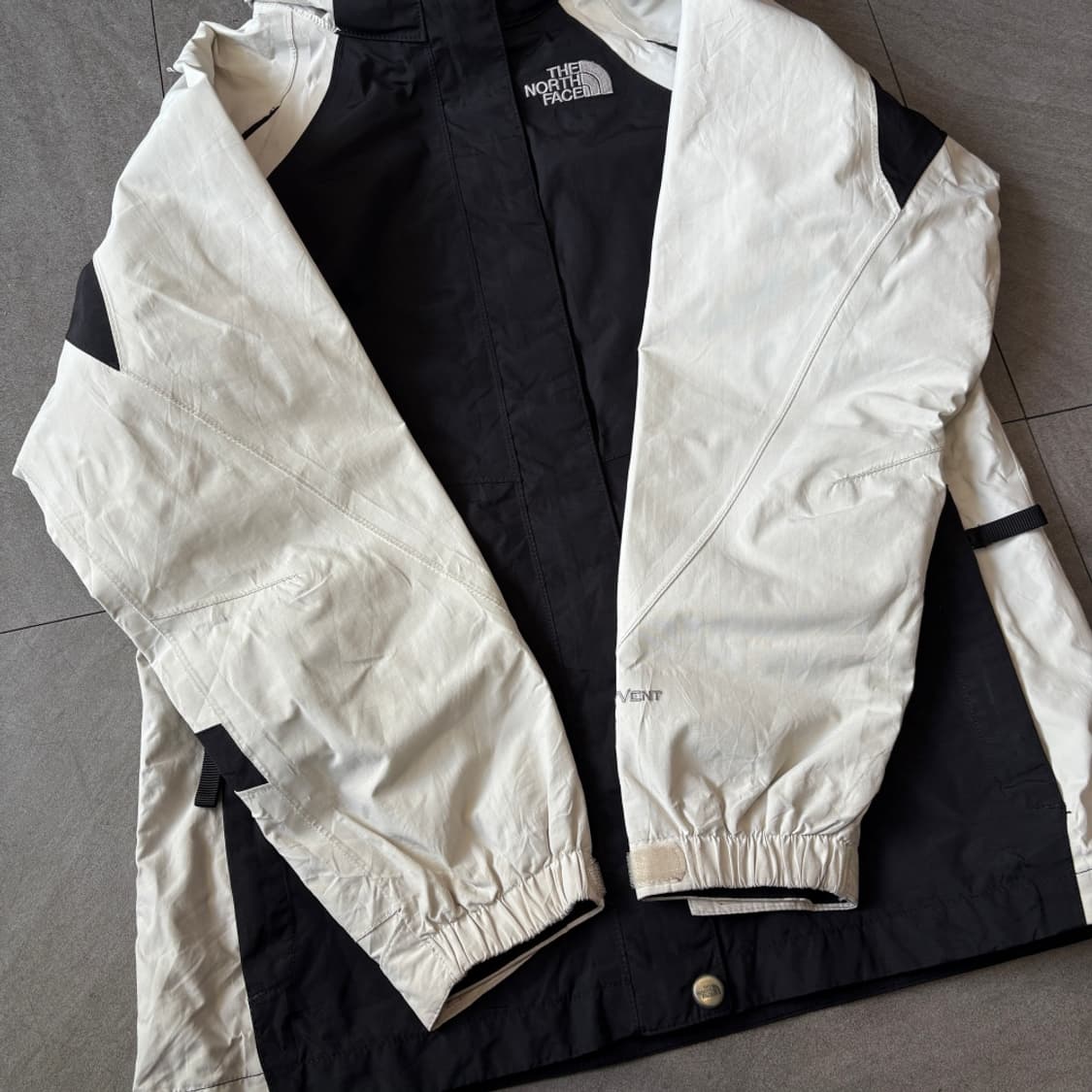 노스페이스 정품 화이트 하이벤트 바람막이 자켓 상품이미지8
