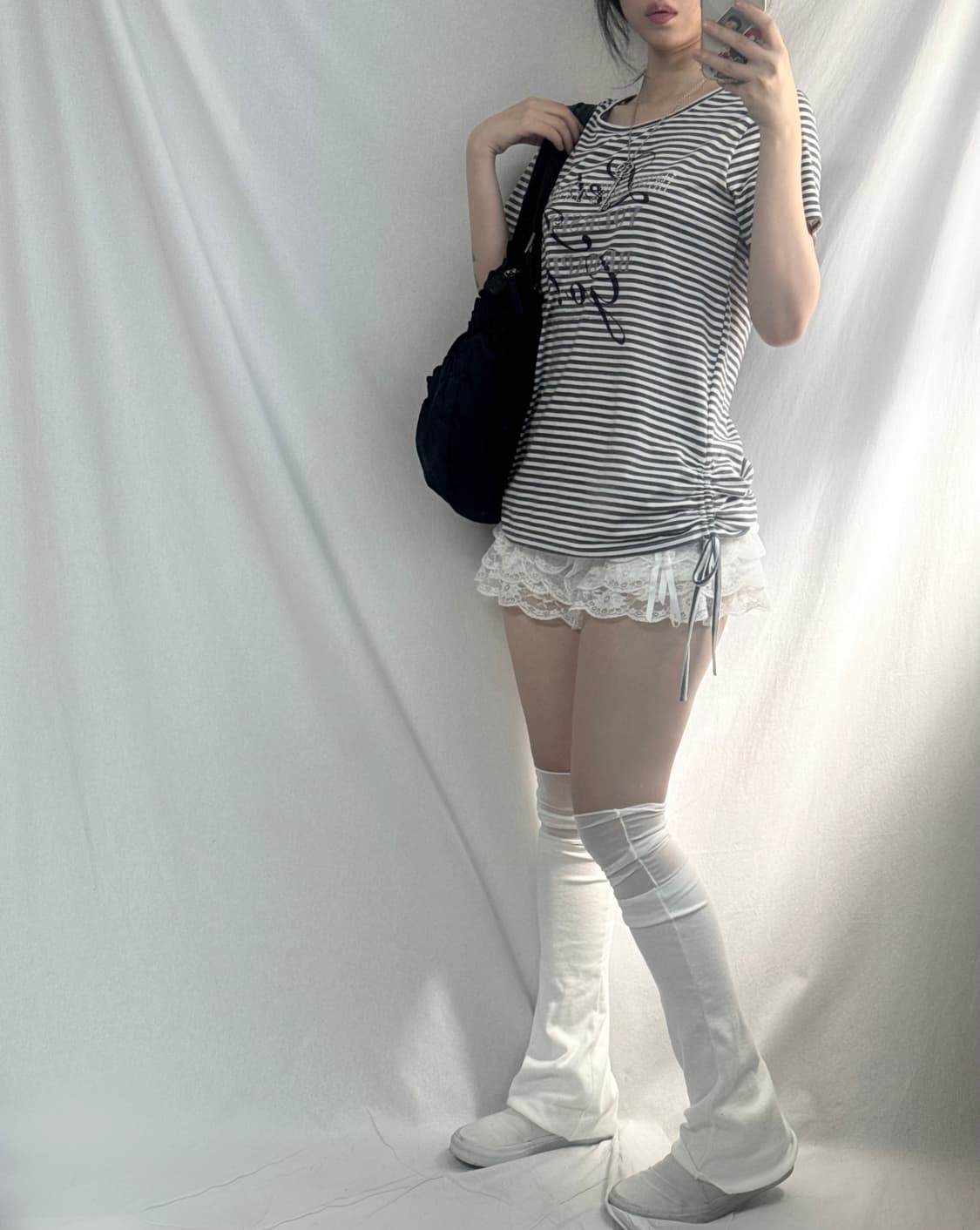 사이드 셔링 애쉬 퍼플 큐빅/레터링 티 상품이미지3