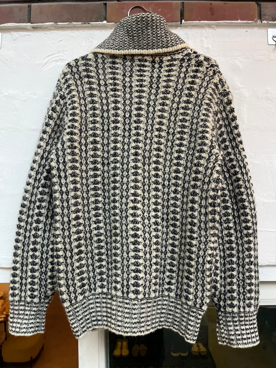 Top 블랙 앤 화이트 숄 칼라 트위드 울 가디건 M 상품이미지8