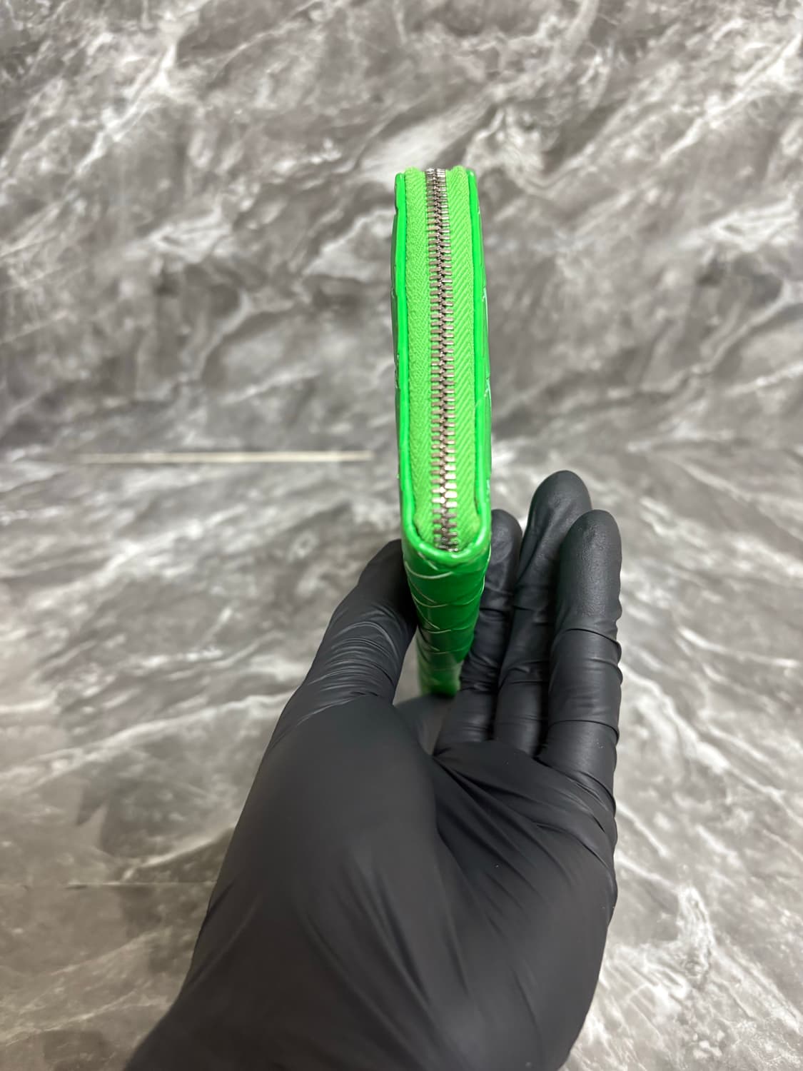 보테가베네타 인트리체아토 집 어라운드 패러킷 장지갑 상품이미지4